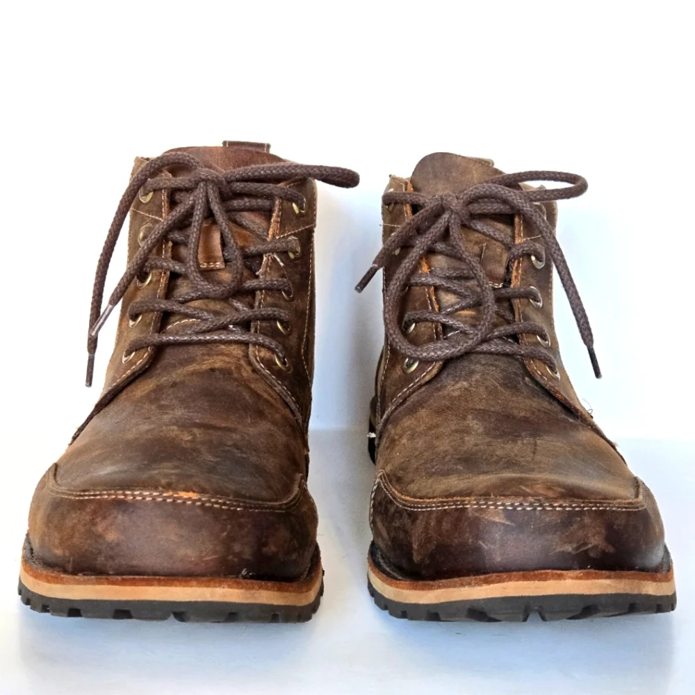 MEN'S TIMBERLAND ORIGINALS CHUKKA MEDIUM BROWN NUBUCK SIZE 12M - Picture 2 of 7